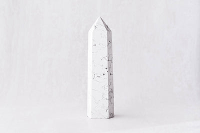 XL Large Howlite Tower