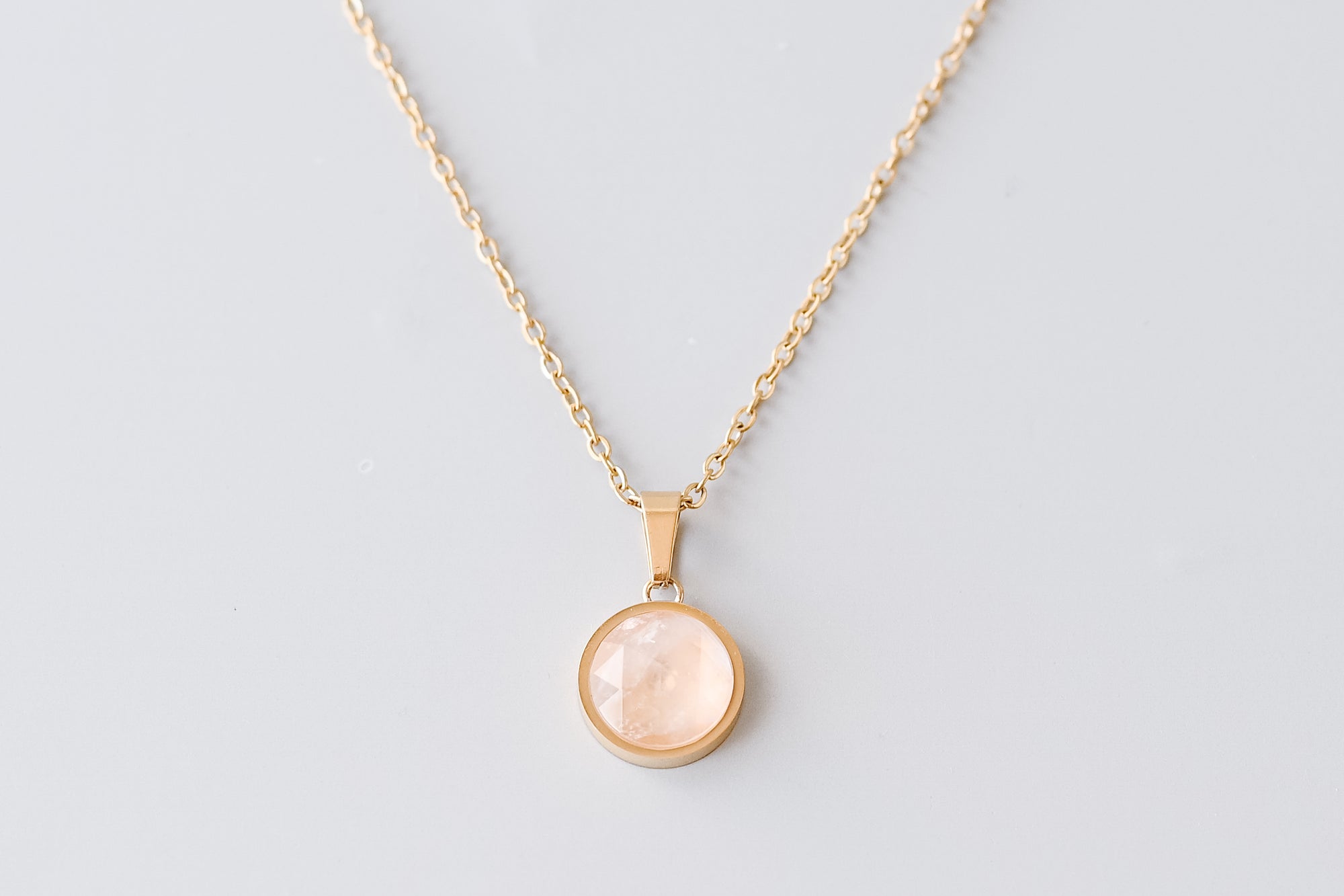 Rose Quartz Round Gold Necklace