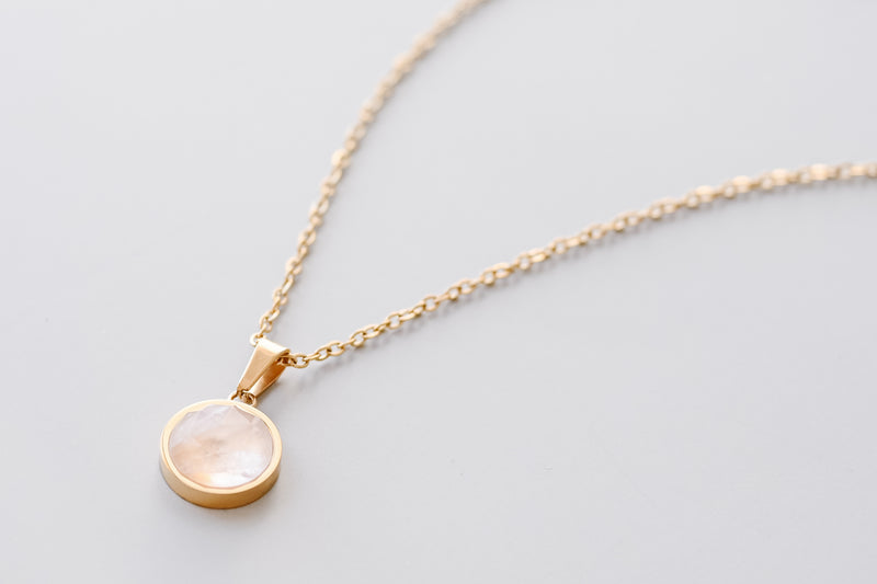 Rose Quartz Round Gold Necklace