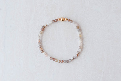 4mm Botswana Agate with Gold Luxe Bracelet