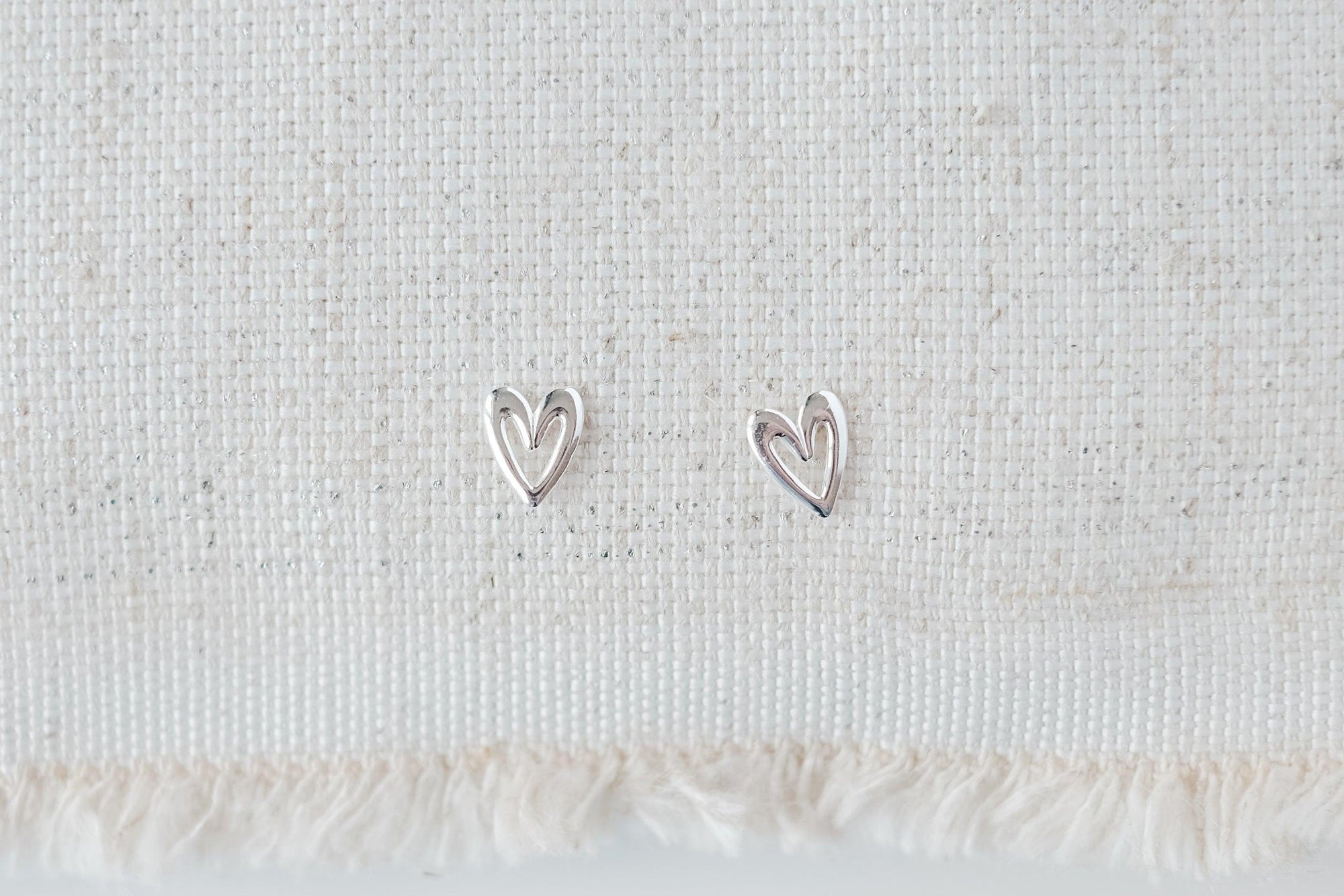 Silver Heart Outline Earrings - Catalyst & Co