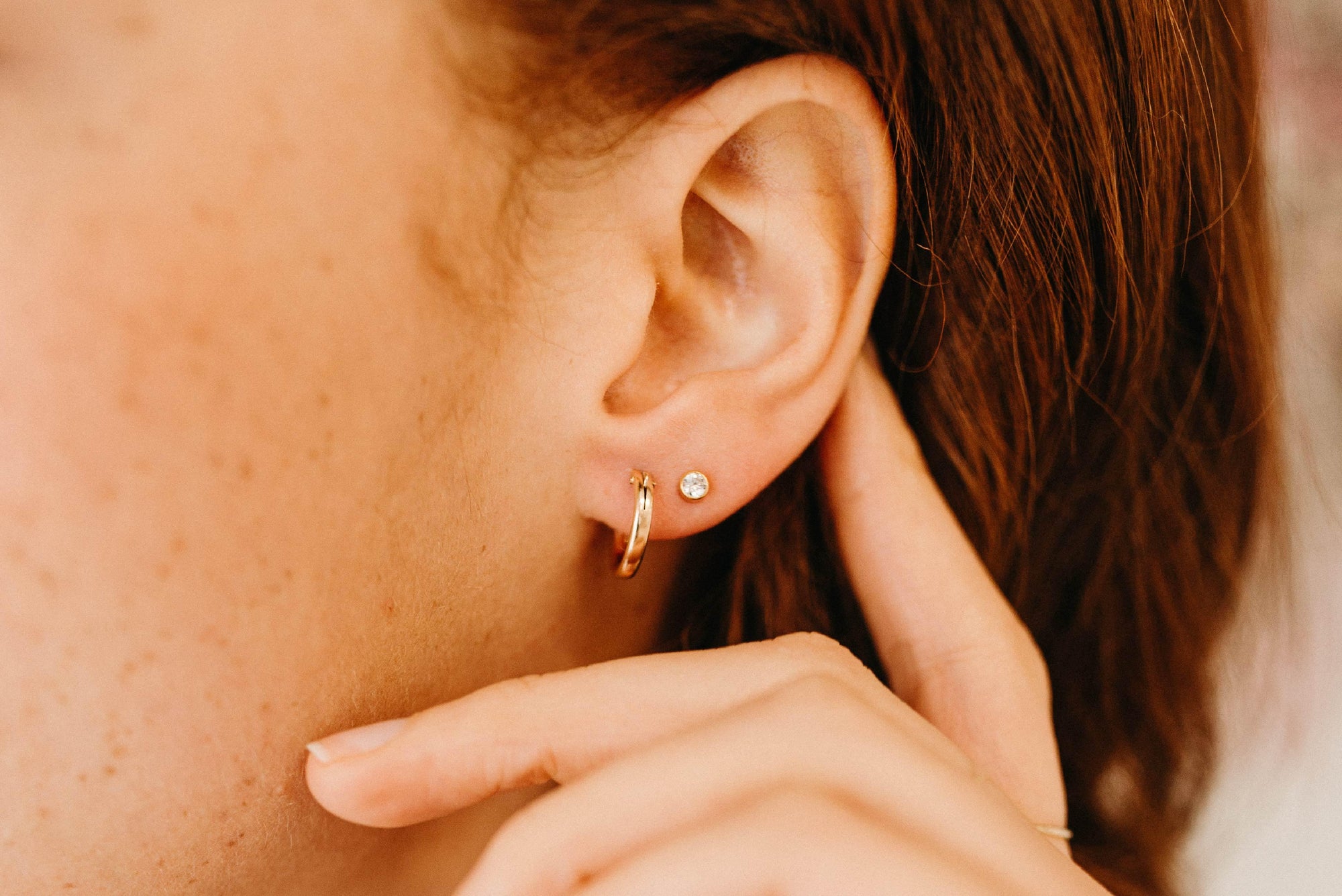 Second lobe deals hoops