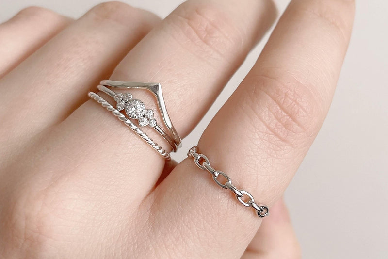 Dainty Twisted Band - Catalyst & Co